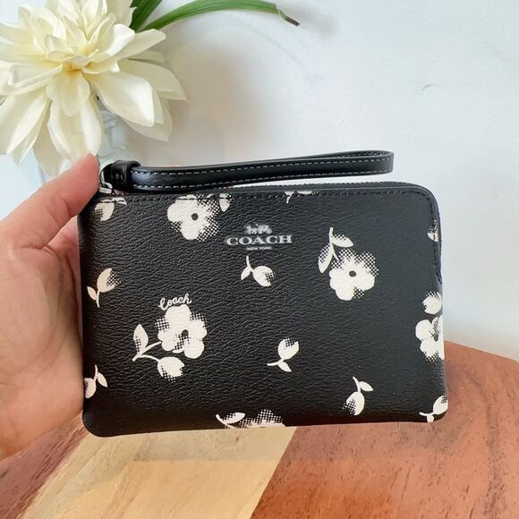 Coach Handbags - NWT Coach Corner Zip Wristlet With Floral Print